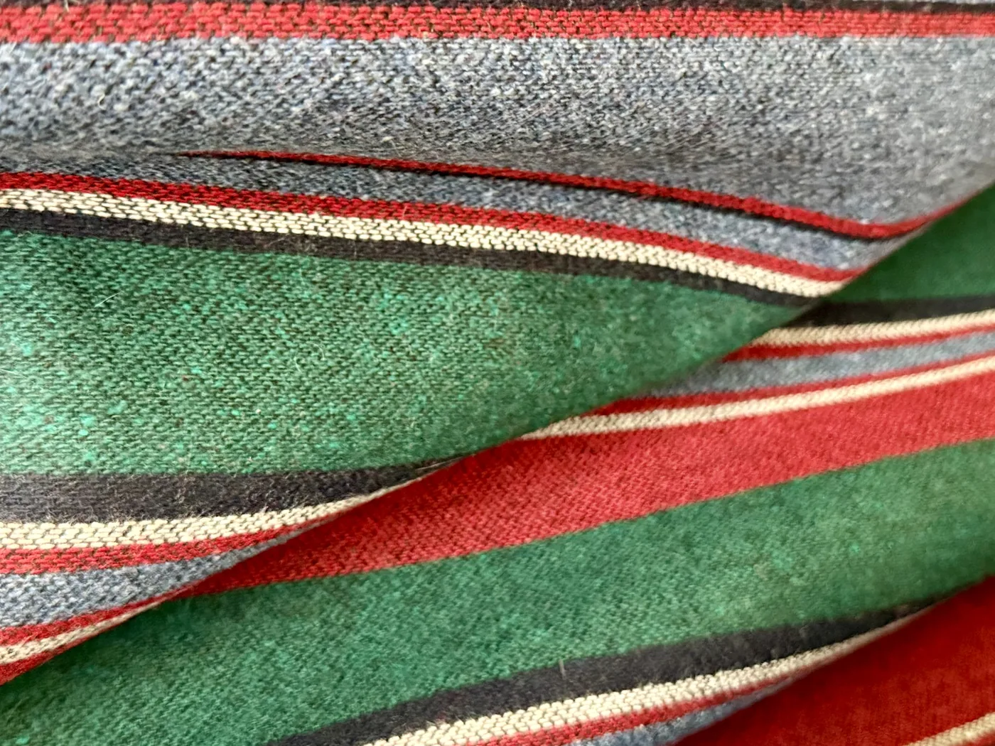 Art. LARAMIE — Blanket Stripe