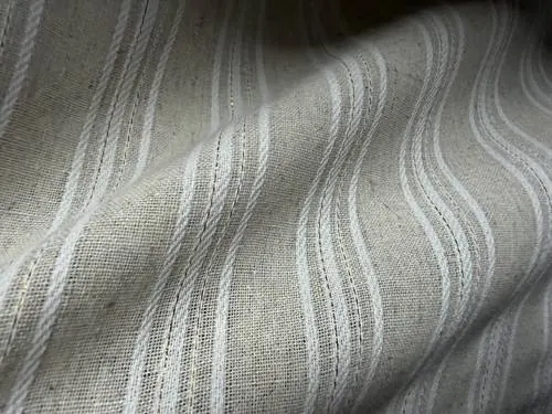 Art. PEN colour B — Natural / Lurex Gold Stripes